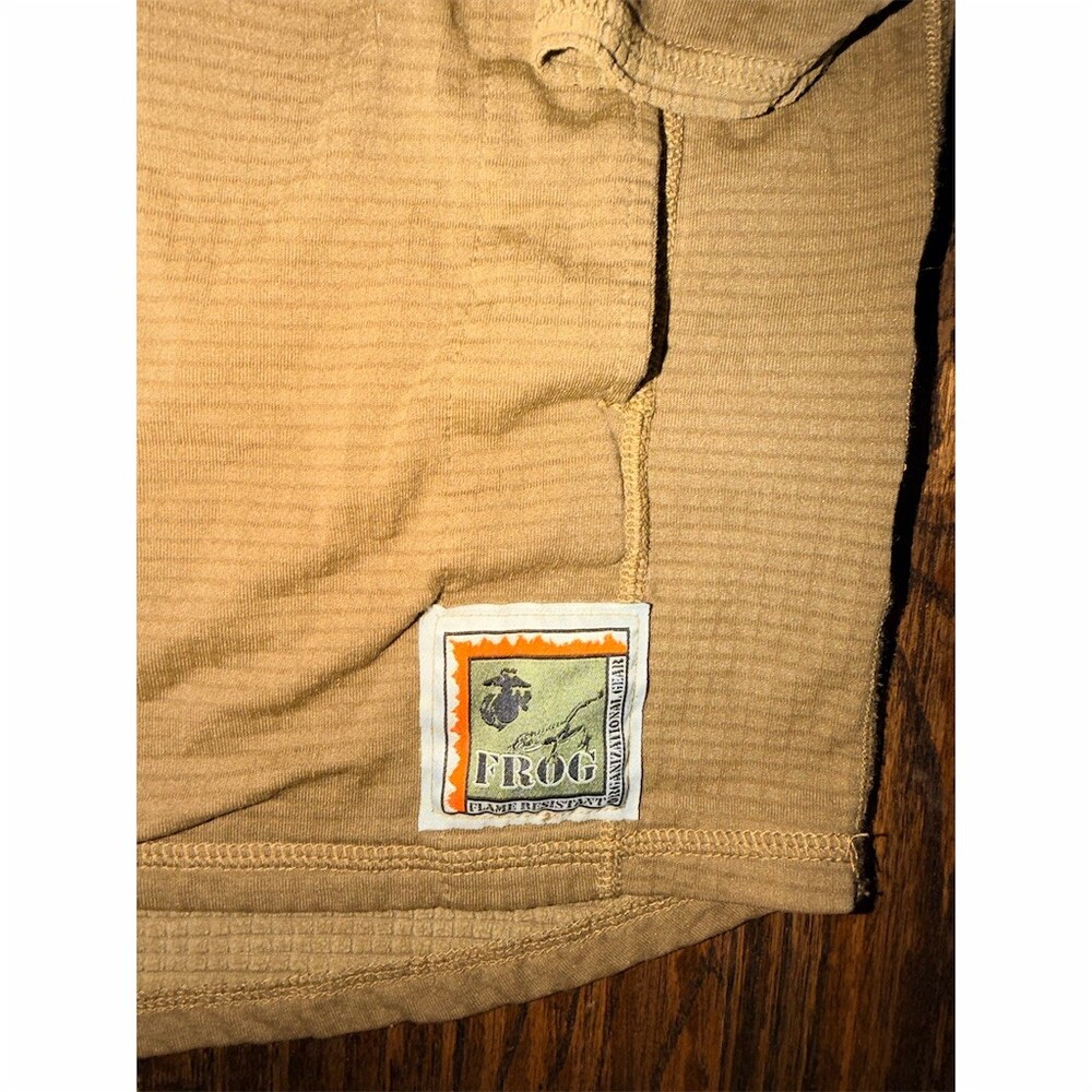USMC FROG Grid Fleece Quarter Zip Pullover Mens Size S Coyote Tan - Picture 3 of 4
